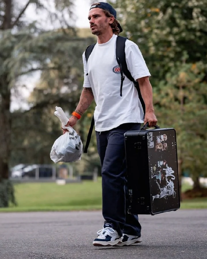 Person traveling with POGA gaming station
